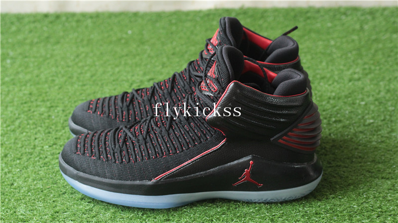 Air Jordan XXXII 32 Retro University Black